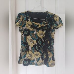 East 5th Blue and Tan Ruffled Fitted Blouse